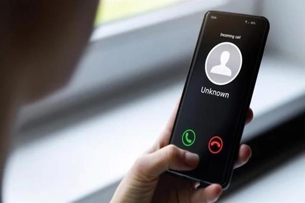 Tạm giữ đại tá công an rởm đi xe gắn biển xanh-4