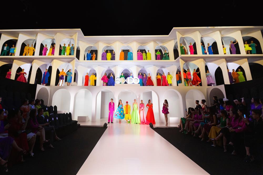 NTK Đỗ Mạnh Cường ghi dấu ấn khó phai trong show SIXDO F/W-1