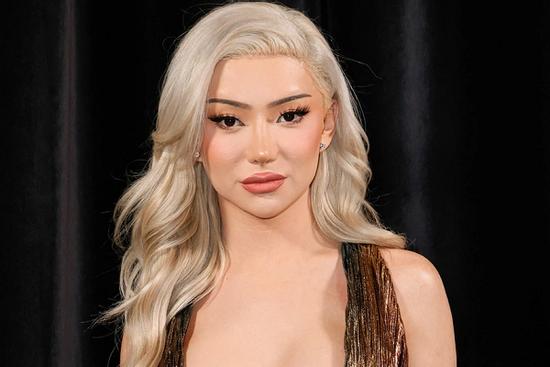 Nữ người mẫu gốc Việt điều trị sức khỏe tâm thần sau vụ bị bắt giam