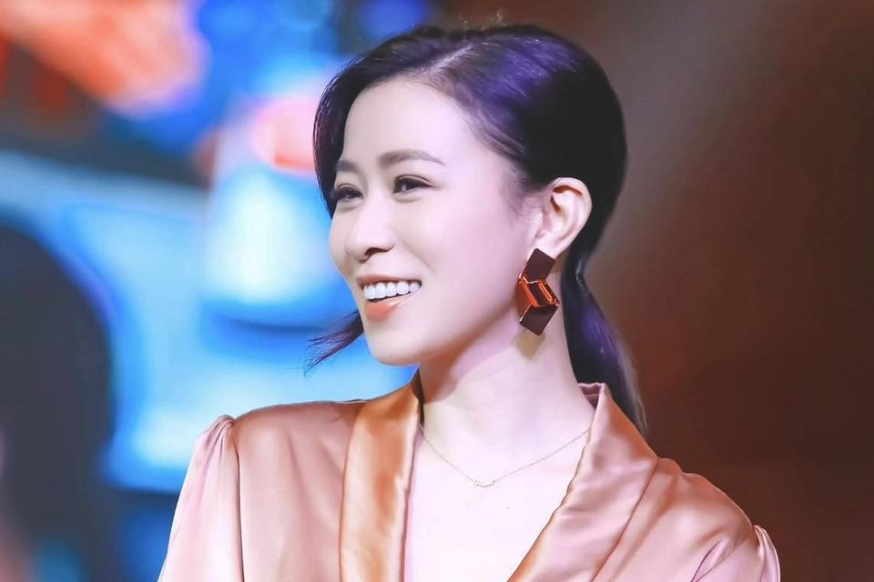 Cuộc sống độc thân ở tuổi 47 của Xa Thi Mạn-1