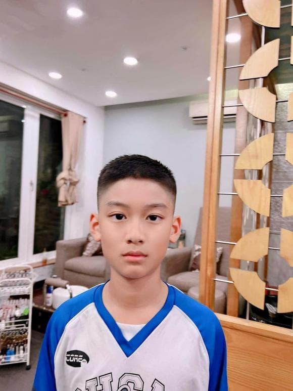 Lệ Quyên hé lộ ảnh lúc nhỏ 2 con trai, hiện tại có khác nhiều?-3