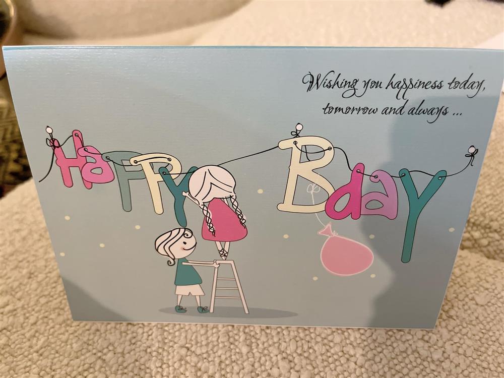 Thanh Hà mừng sinh nhật Phương Uyên, nhẫn cặp chiếm spotlight-3