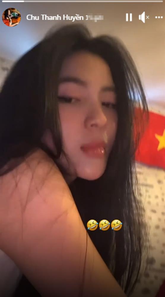 Bồ hot girl lộ bằng chứng rõ nét sống chung Quang Hải ở Pháp-2
