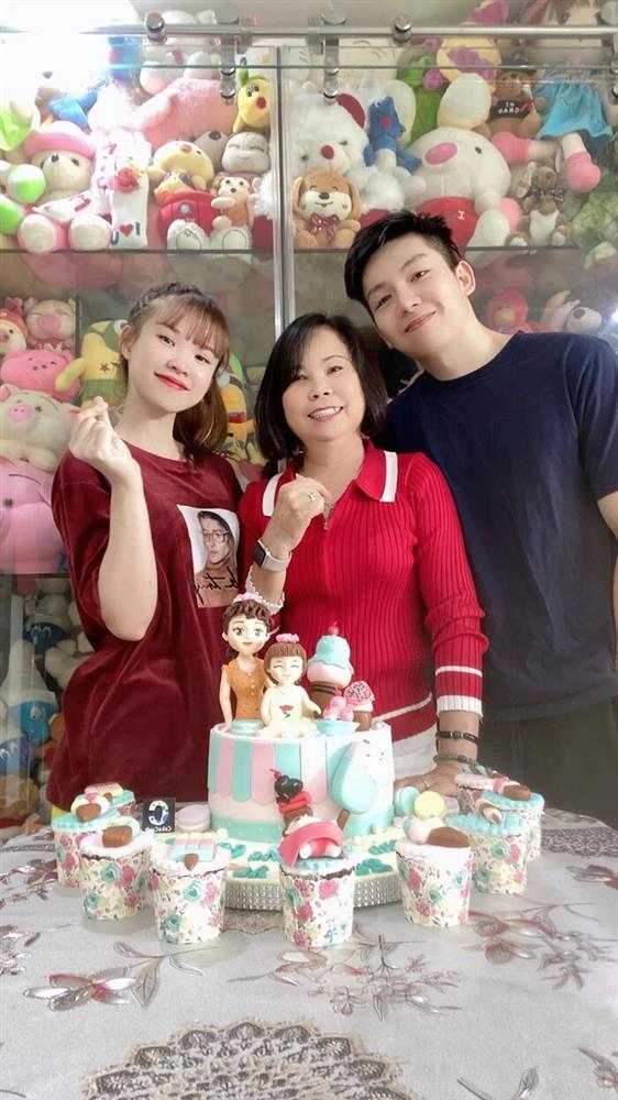 Khởi My khoe eo con kiến, hóa ra đây là cách giữ dáng tuổi U40-4