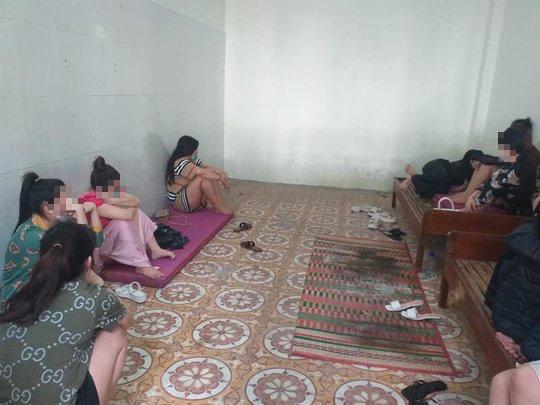 71 người phê pha ma túy tại quán karaoke ven biển Đà Nẵng-2