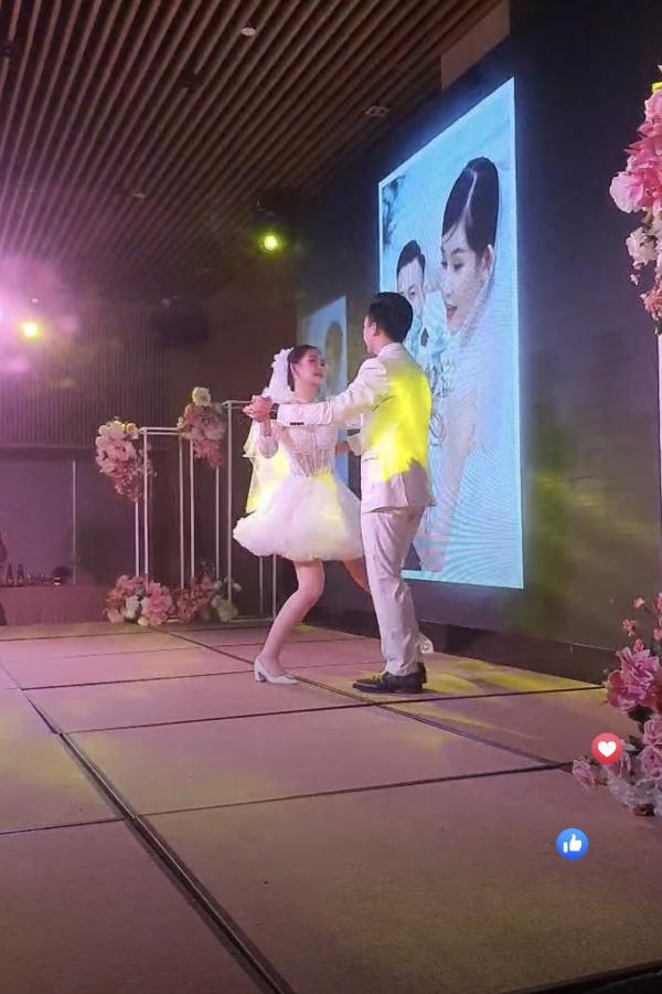 Lê Âu Ngân Anh được chồng bế bổng trong đám cưới bí mật-4