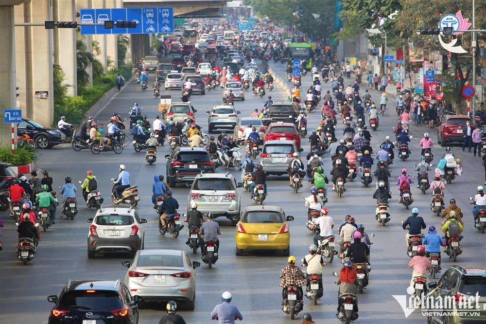 Phân làn đường Nguyễn Trãi bị lãng quên, xe cộ mạnh ai nấy đi-4