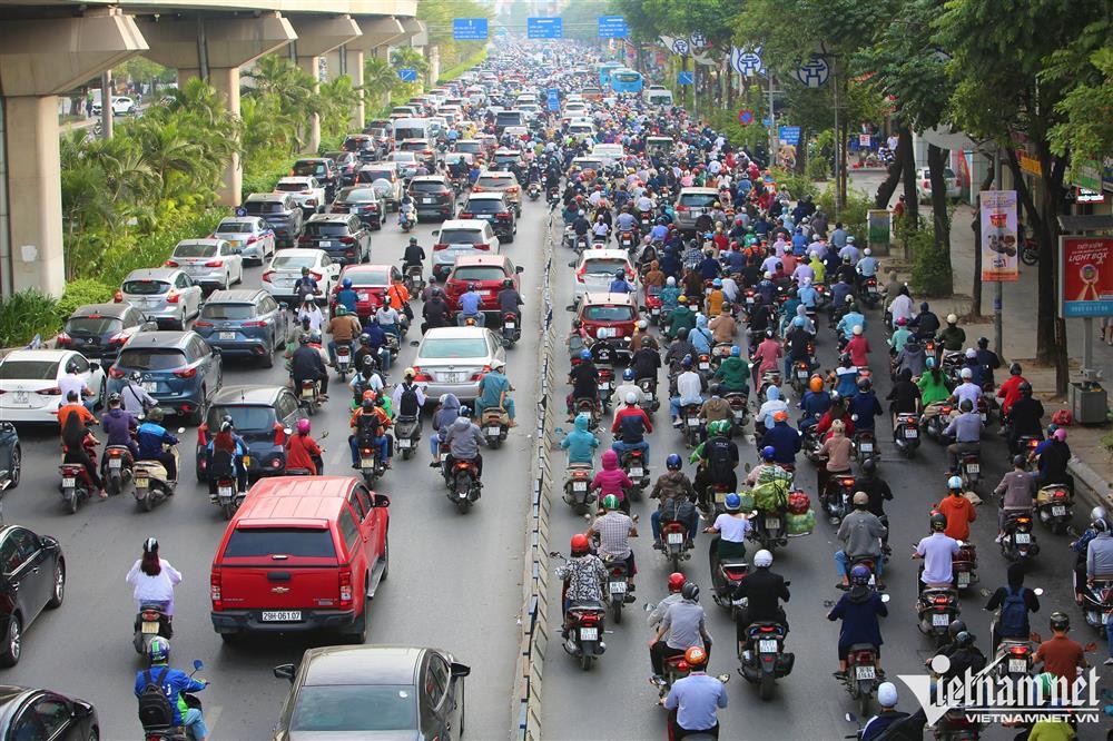 Phân làn đường Nguyễn Trãi bị lãng quên, xe cộ mạnh ai nấy đi-6