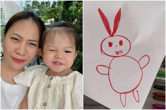 Đàm Thu Trang trổ tài hội họa trước ái nữ, thành quả cười xỉu