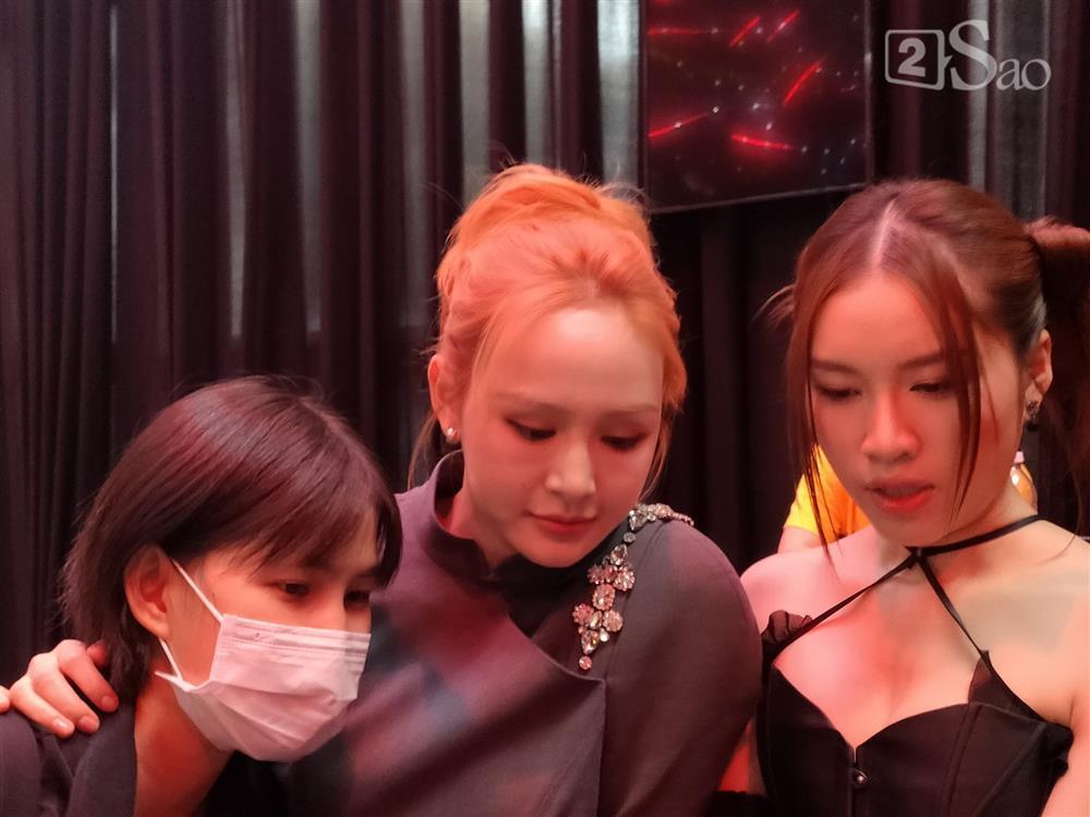 Hiền Hồ lần đầu đi sự kiện sau ồn ào, mặt sưng húp mệt mỏi-11