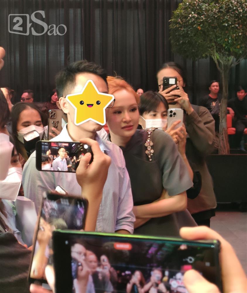 Hiền Hồ lần đầu đi sự kiện sau ồn ào, mặt sưng húp mệt mỏi-5