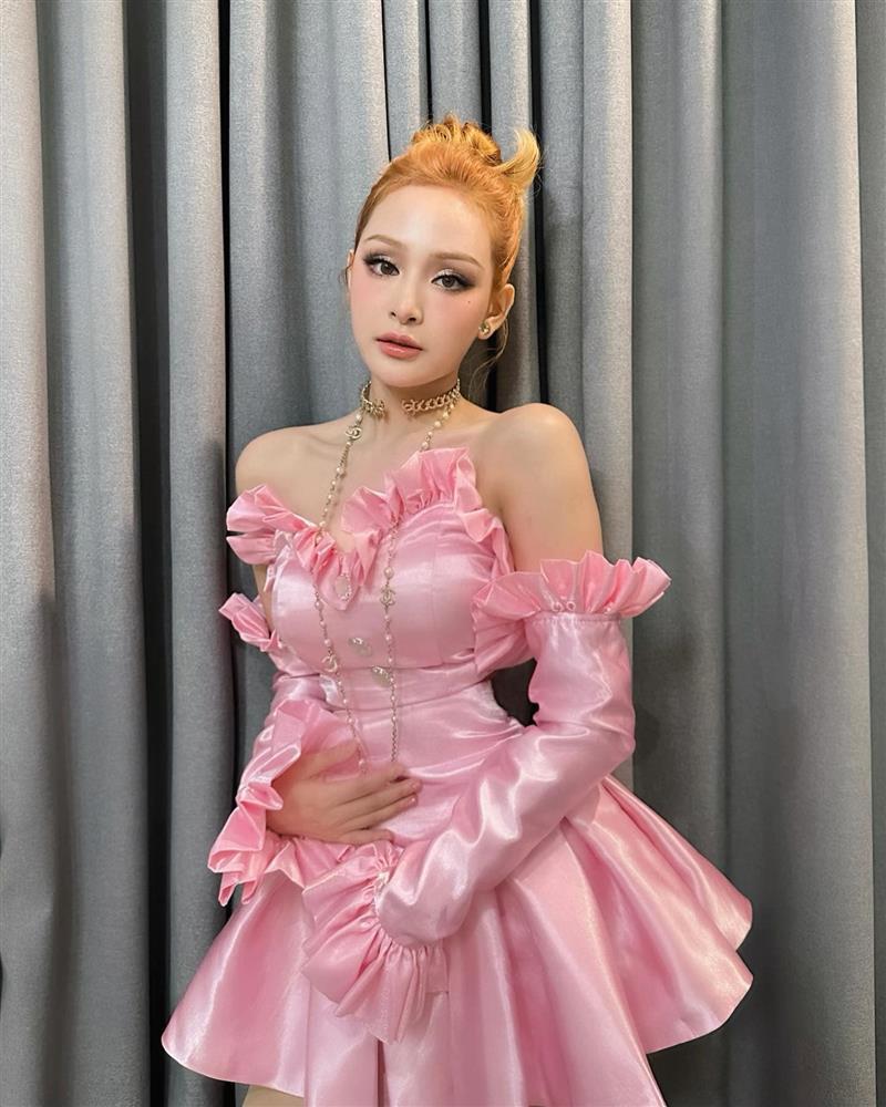 Hiền Hồ lần đầu đi sự kiện sau ồn ào, mặt sưng húp mệt mỏi-13