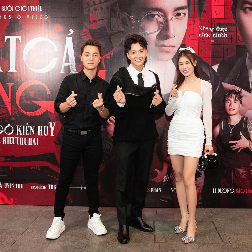 Ngô Kiến Huy ra MV chất lừ, cát-xê ra sao cho hội anh em Vbiz?-6