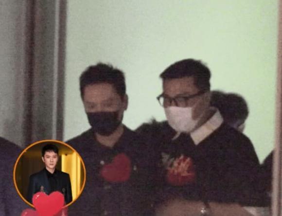 Phùng Thiệu Phong say khướt, nắm tay đạo diễn cầu xin tài nguyên-1