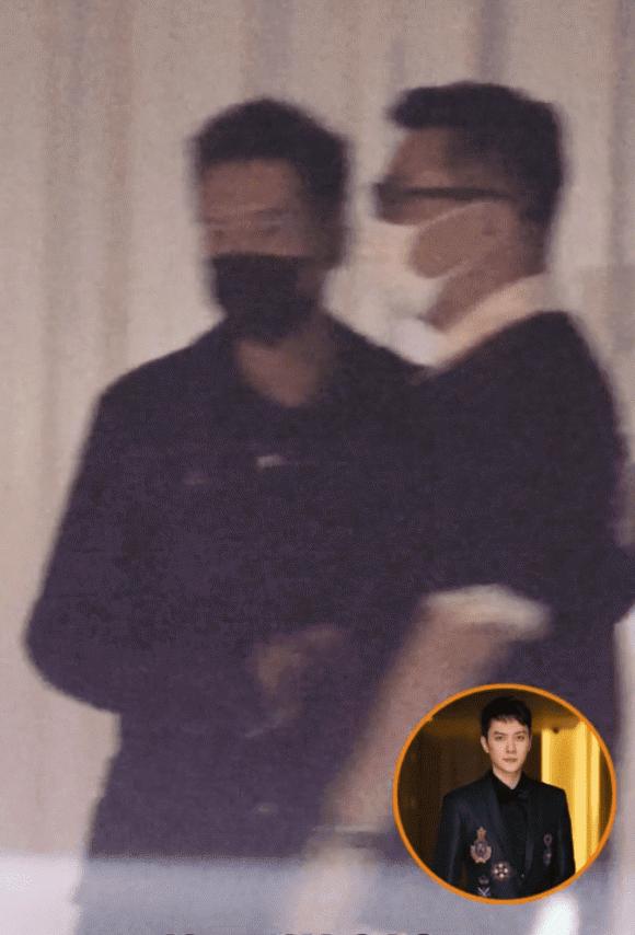 Phùng Thiệu Phong say khướt, nắm tay đạo diễn cầu xin tài nguyên-3