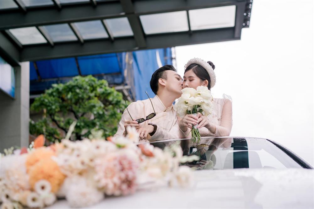 Chồng Lê Âu Ngân Anh khóc trong đám cưới ở Bình Định-7