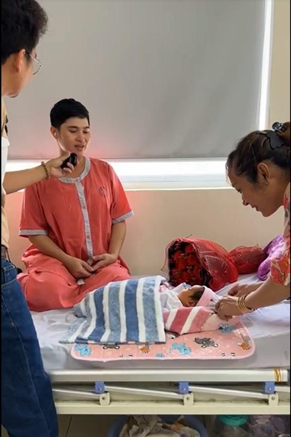 Cuộc sống người đàn ông Bình Dương khi mang bầu thay vợ-3