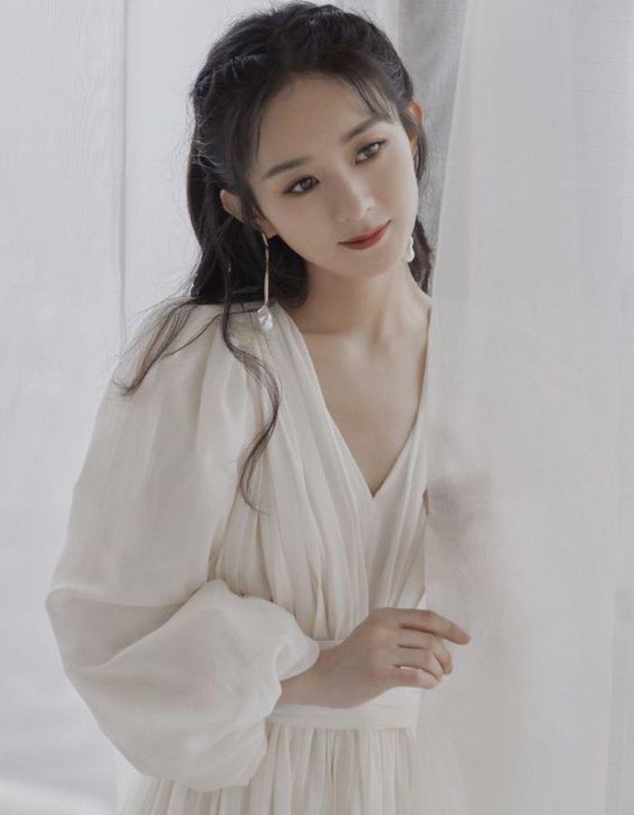 Chị em bỏ túi ngay 5 kiểu lên đồ chụp kỷ yếu đẹp mê ly-4