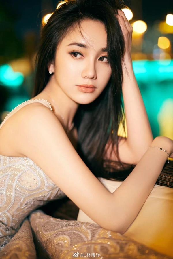 Nàng thơ mới của Trương Nghệ Mưu-1