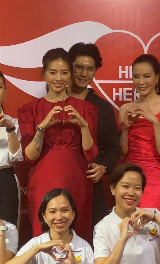 Huy Trần lộ rõ sự si mê vợ khi hộ tống Ngô Thanh Vân dự sự kiện-2