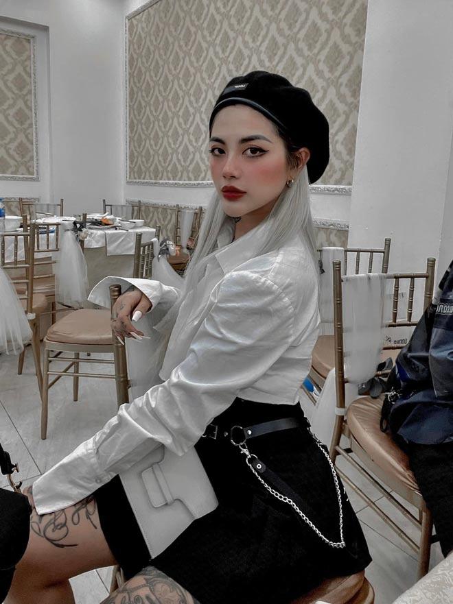 Cuộc sống của cô gái nổi đình đám Hà thành vì xăm kín người-2