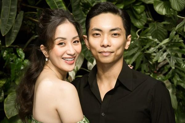 Khánh Thi - Phan Hiển chụp ảnh gia đình 4 thế hệ trước đám cưới-7