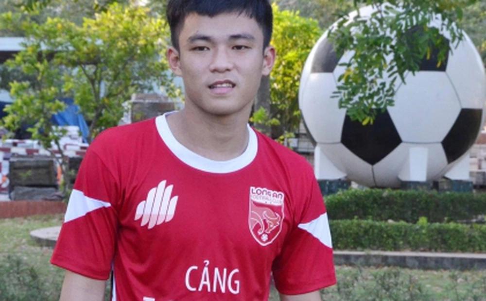 Thần đồng bóng đá Việt giải nghệ tuổi 27, chuyển bán quần áo-1