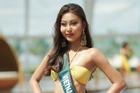 Thạch Thu Thảo mặc bikini, nói tiếng Anh kém ở Miss Earth 2022