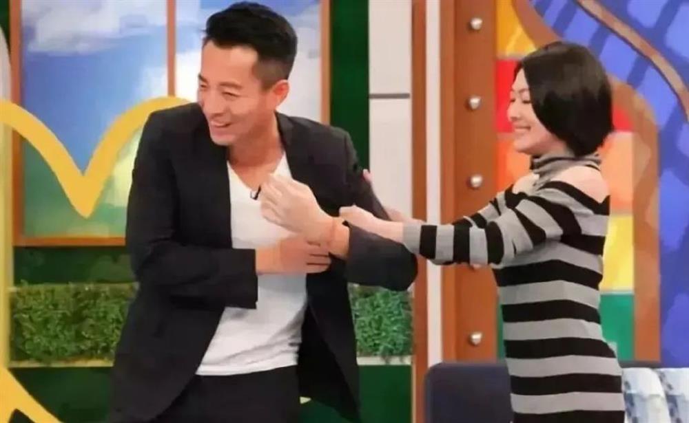 Em gái Từ Hy Viên bị phản ứng mạnh khi thân mật anh rể-10