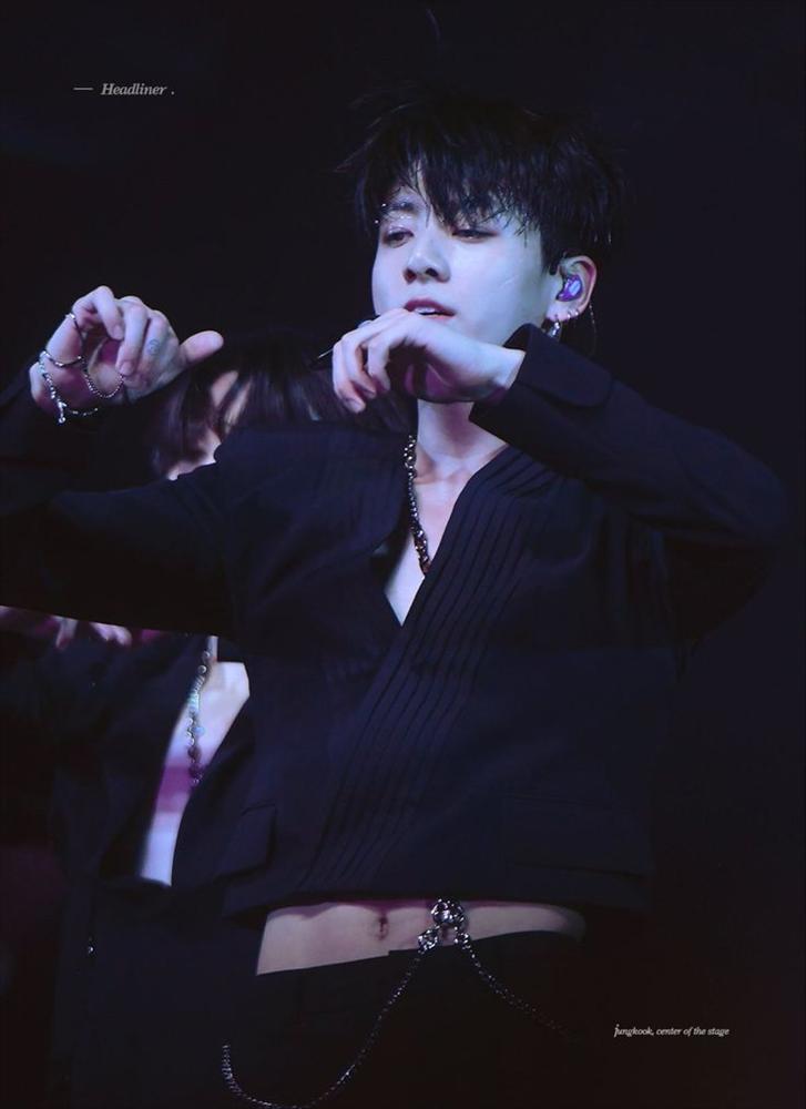 Jungkook (BTS) tiếp tục là người đàn ông 25 tuổi sexy nhất thế giới-2