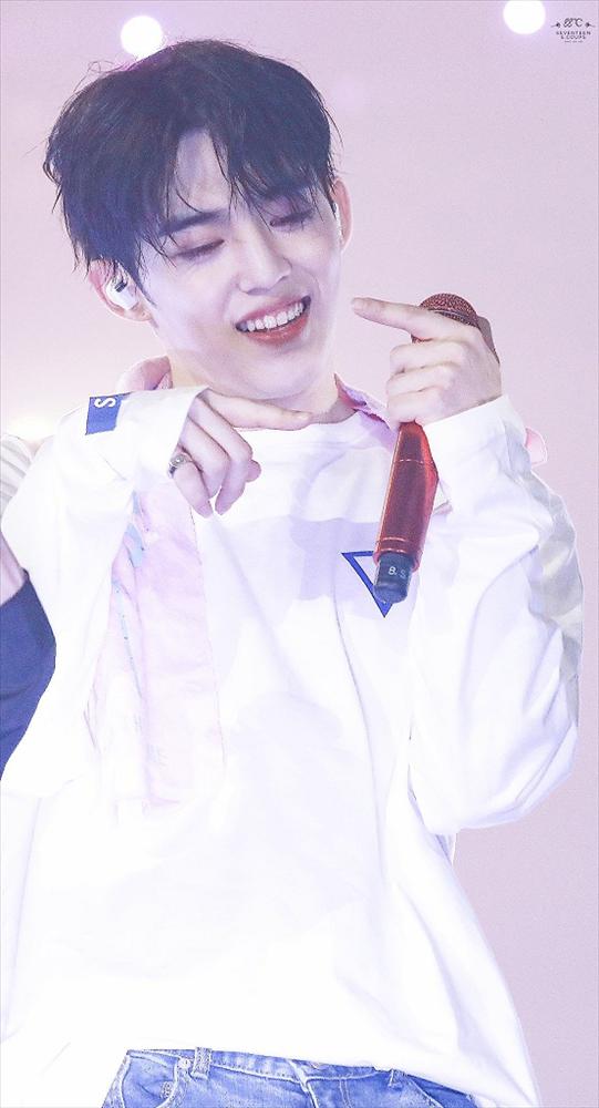 5 idol Kpop bị block khỏi chính nhóm chat fandom nhà mình-5