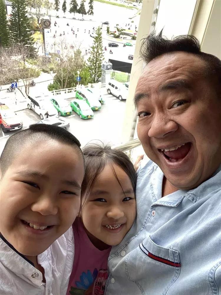 Hiếu Hiền sợ xanh mặt khi vợ sốc phản vệ, phải nhập viện-5