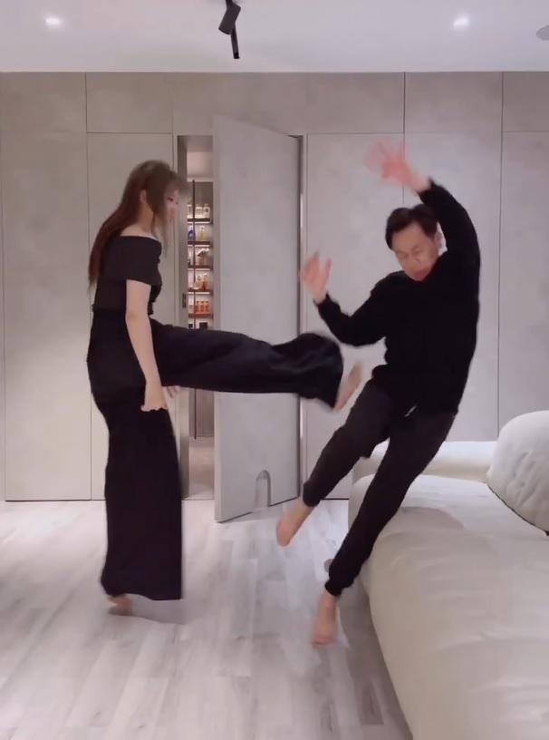 Hari Won tung cước với Anh Đức, đánh không trượt phát nào-1