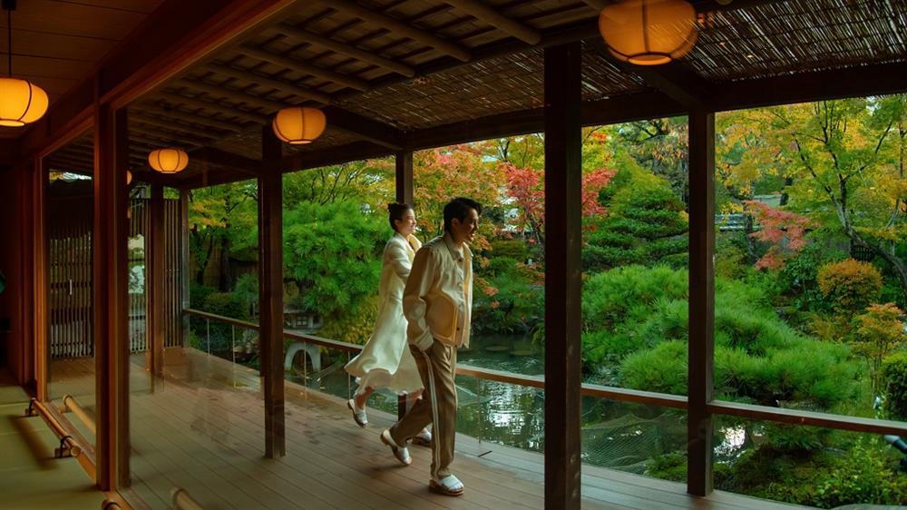 Mê dịch chuyển, cả nhà Đông Nhi trở thành đại sứ du lịch Nhật Bản-7