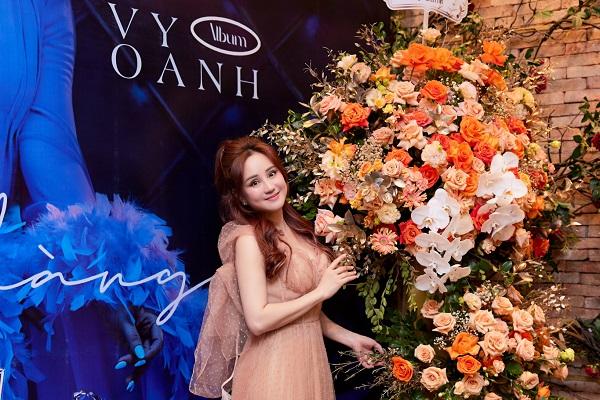 Ca sĩ Vy Oanh hiện tại có cuộc sống ra sao sau ồn ào bị bôi nhọ?-9