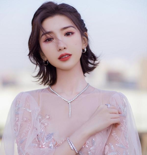 Nữ diễn viên được yêu thích của giới giải trí Hoa ngữ-12