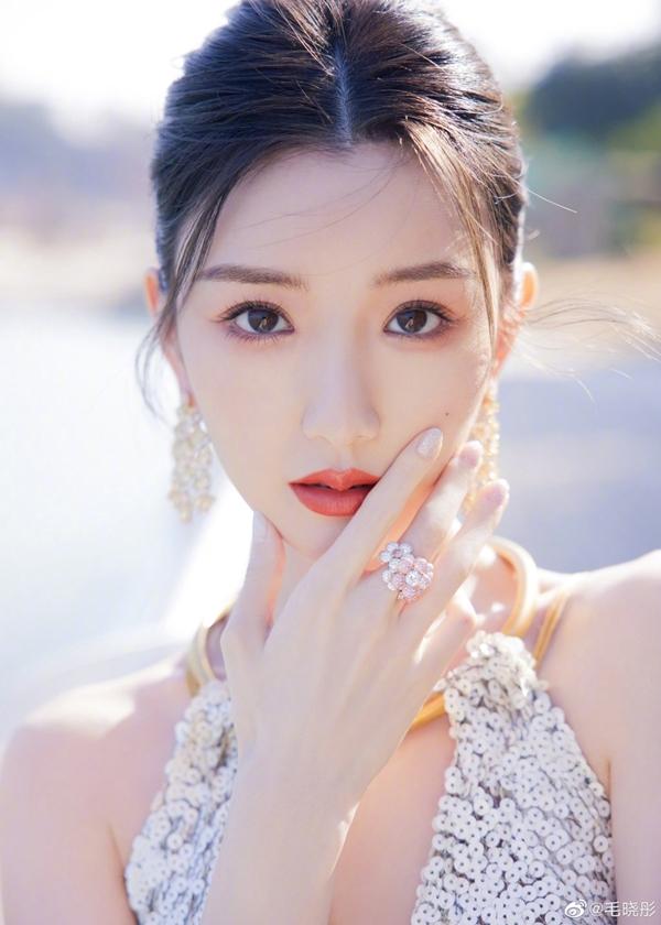Nữ diễn viên được yêu thích của giới giải trí Hoa ngữ-16