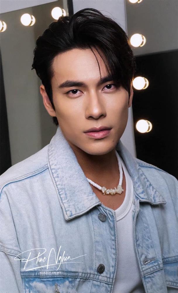 Kiều Minh Tuấn khoe ảnh nam thần, có ngay ảnh bị tag để so-1