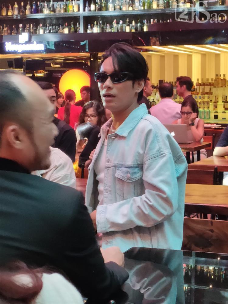 Kiều Minh Tuấn khoe ảnh nam thần, có ngay ảnh bị tag để so-14