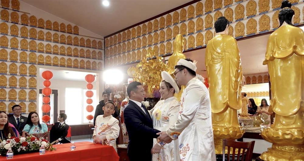 Chi tiết xúc động trong hôn lễ ở Tịnh Xá của con gái Phi Nhung-4