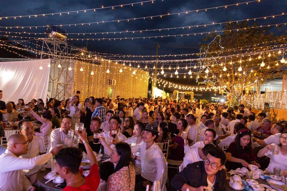 Vợ Tiến Đạt lần đầu khoe chùm ảnh đám cưới cách đây 4 năm-10