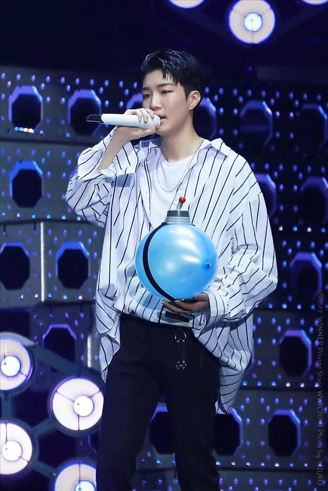 Kai (EXO) và loạt idol Kpop có tiêu chuẩn chọn bạn gái kỳ lạ-4