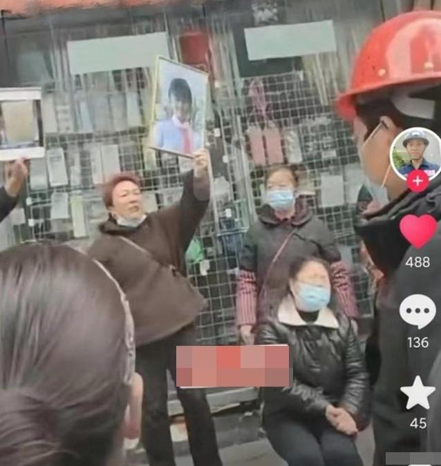 Bị nghi ngờ ăn trộm món đồ 13k, bé gái 11 tuổi uất ức nhảy lầu tự vẫn-3