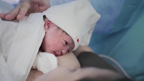 Thanh Trần sinh con thứ 3, vui như trúng độc đắc khi đón bé gái-5