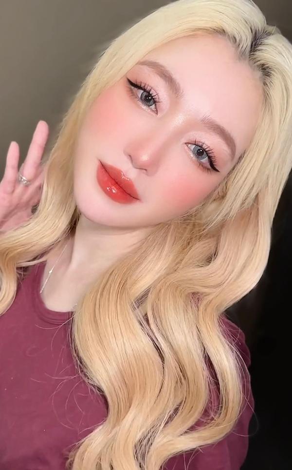 Elly Trần: Tự tử 2 lần không thành, được vợ Tuấn Hưng giúp đỡ-1