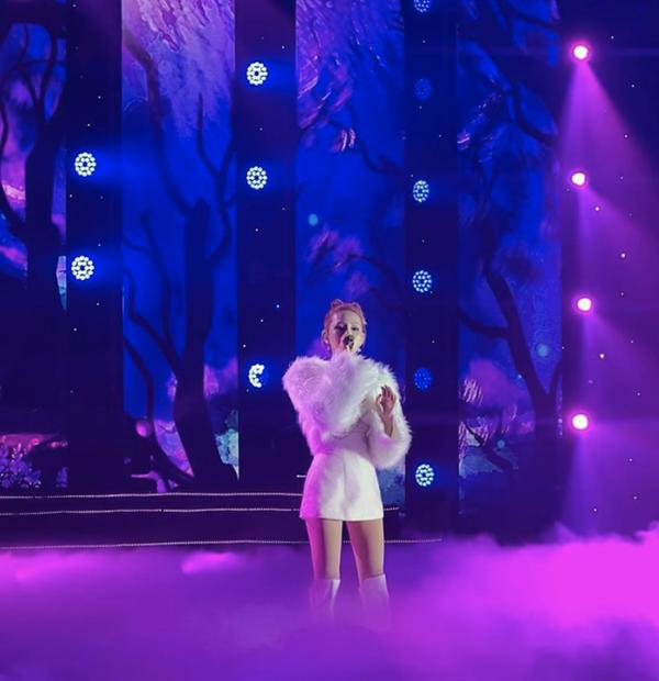 Hiền Hồ vướng scandal vẫn đắt show và sự kiện, thế lực nào tiếp tay?-9