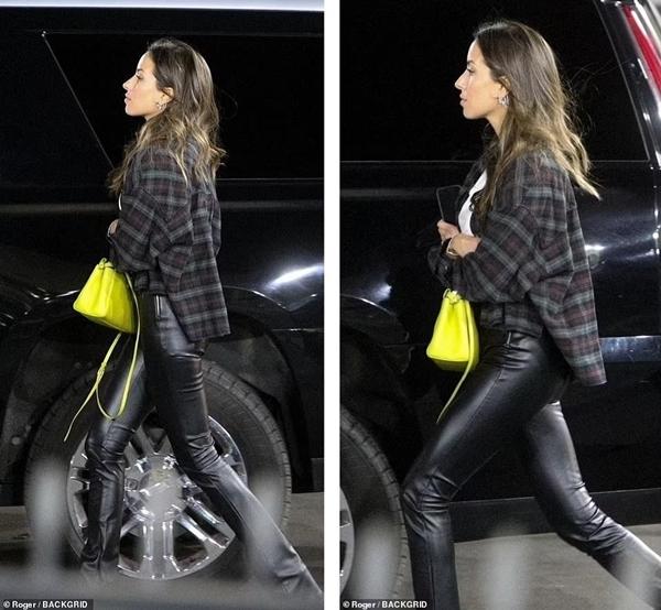 Brad Pitt ôm vợ cũ của tài tử ‘Nhật Ký Ma Cà Rồng’-7