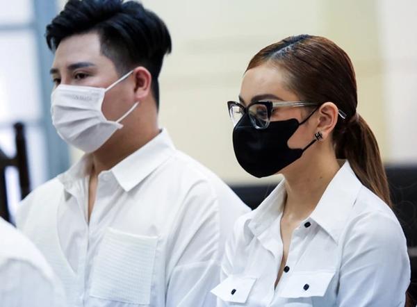 Gợi ý những mẫu kính mắt mèo đẹp kiêu kỳ như Trang Nemo-2