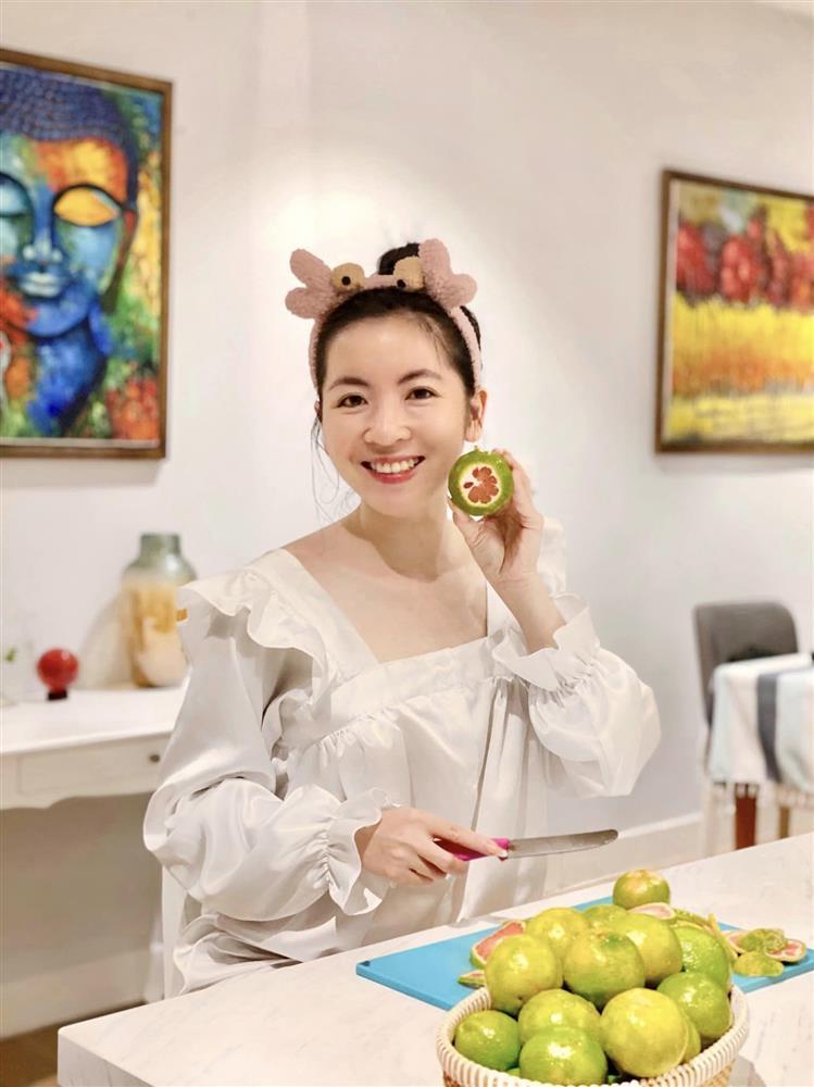 Tuyệt chiêu làm chanh đào ngâm mật ong trị ho ngày chuyển gió-1