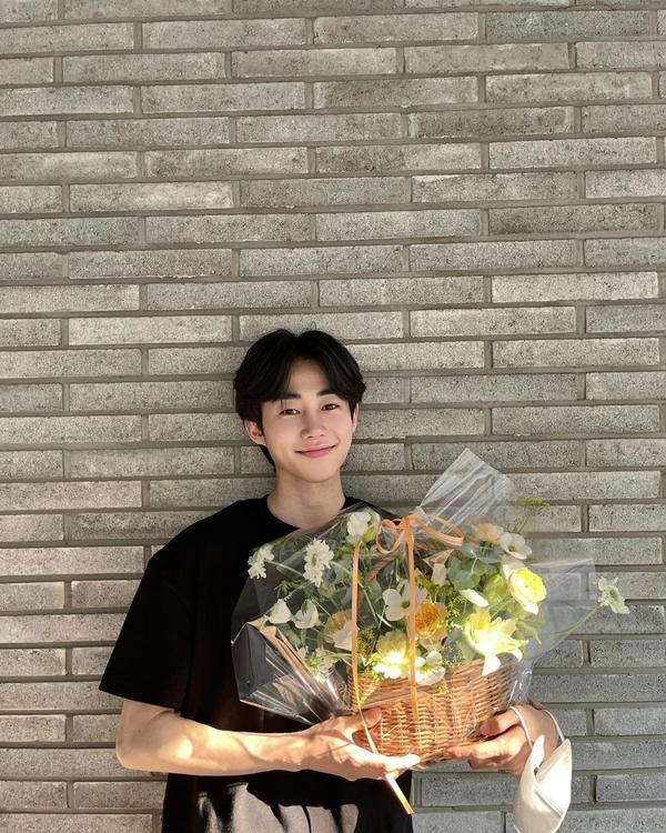 Mỹ nam Hàn 27 tuổi mà cứ như học sinh, đóng phản diện hay trầm trồ-4